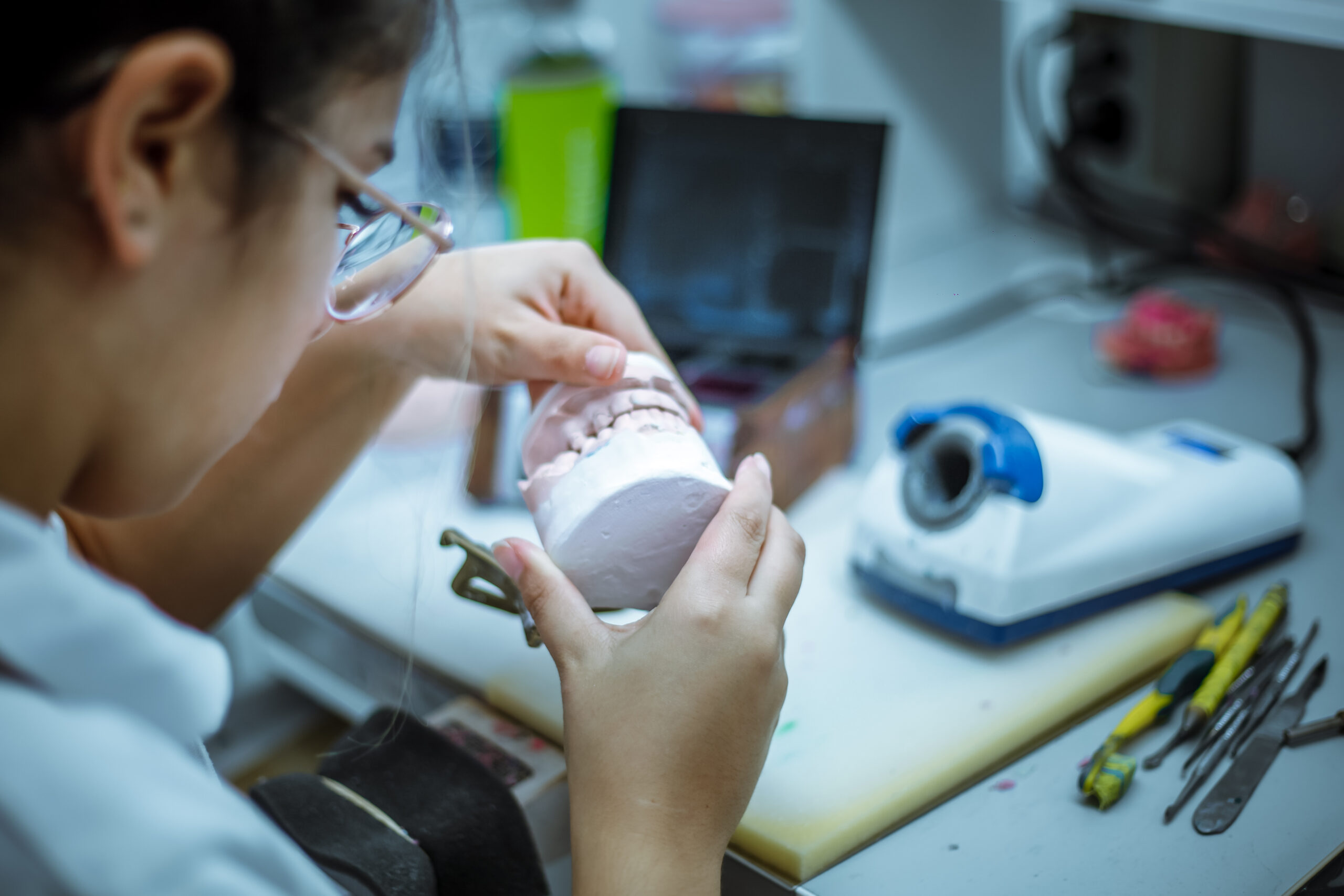 Qualidade em Prótese Dentária: Um Conceito Subjetivo ou um Padrão Inquestionável?